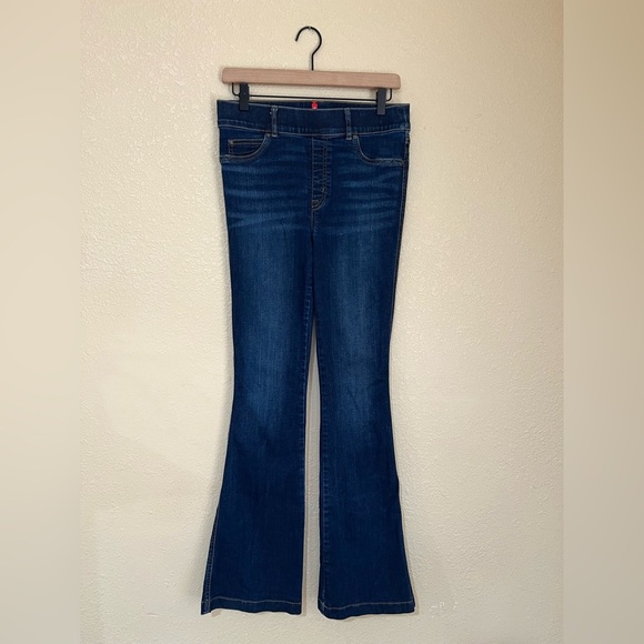 SPANX Pull On Flare Jegging - Picture 1 of 4